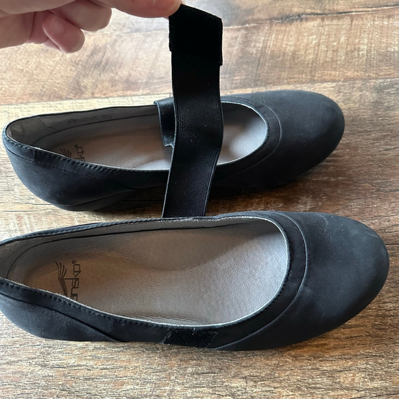 Women's Dansko Black Mary Jane Flats Size 5.5 - Picture 7 of 7